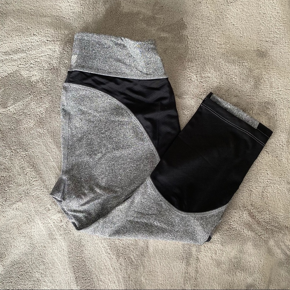 Forever 21 | Active Heather Capri Leggings